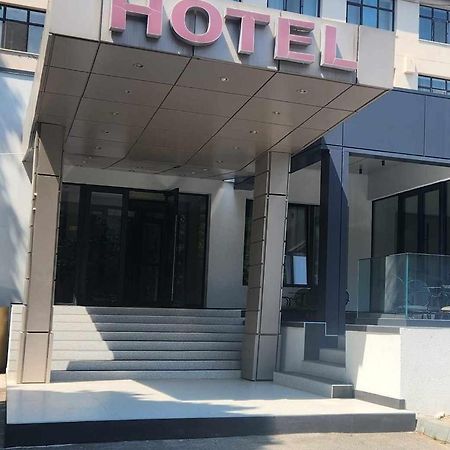 Hotel Βασλούι Εξωτερικό φωτογραφία